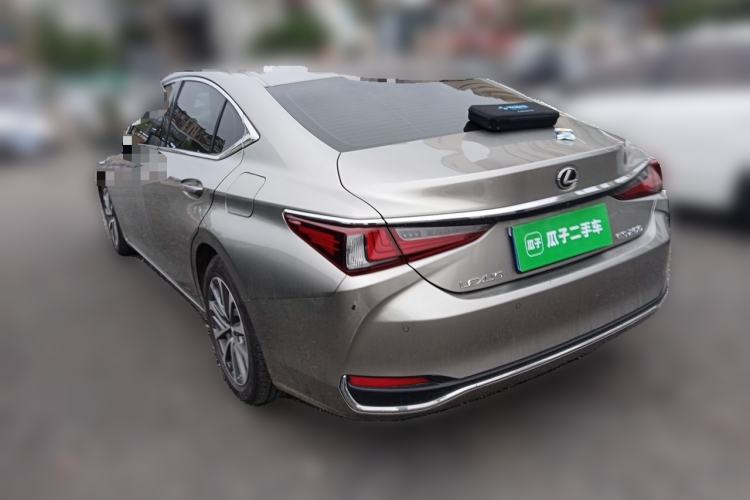 Used Lexus ES 2023 200 Excellence Edition Rear Left 45 Deg