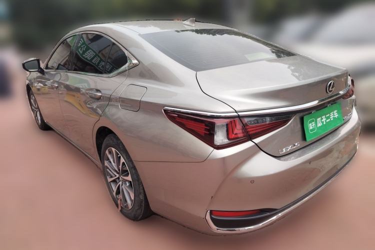 Used Lexus ES 2023 200 Excellence Edition Rear Left 45 Deg