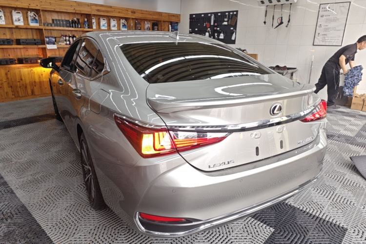 Used Lexus ES 2023 260 Excellence Edition Rear Left 45 Deg