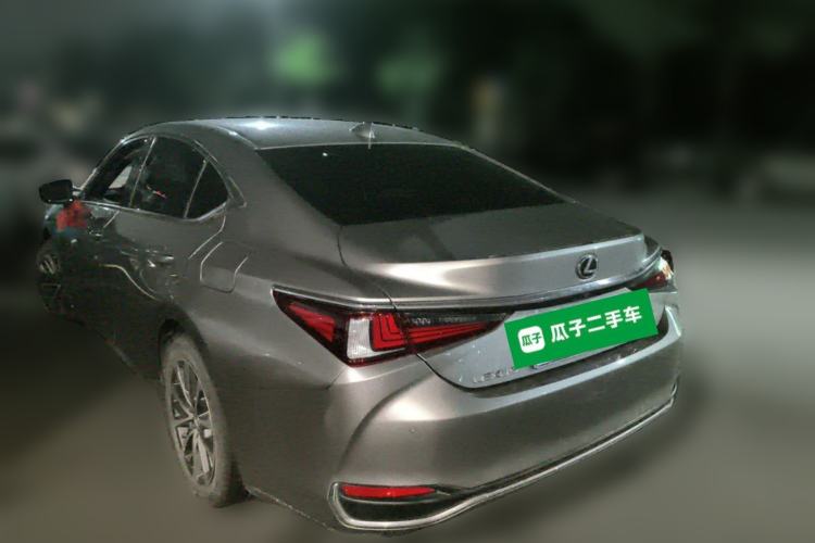 Used Lexus ES 2023 200 Excellence Edition Rear Left 45 Deg