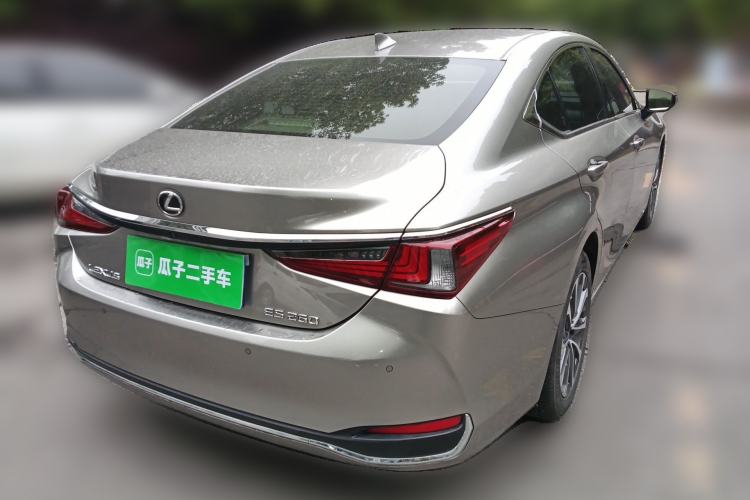 Used Lexus ES 2023 260 Excellence Edition Rear Right 45 Deg