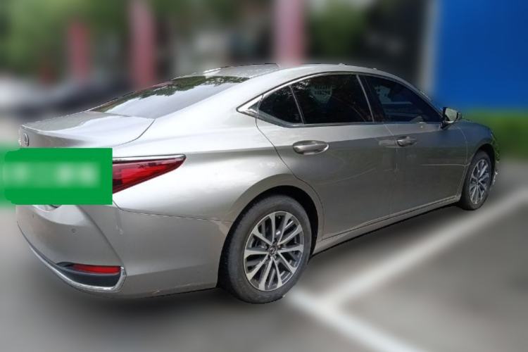 Used Lexus ES 2023 200 Excellence Edition Rear Right 45 Deg