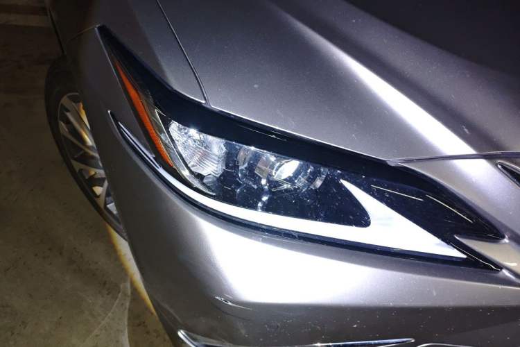 Used Lexus ES 2023 200 Excellence Edition Right Front Headlight
