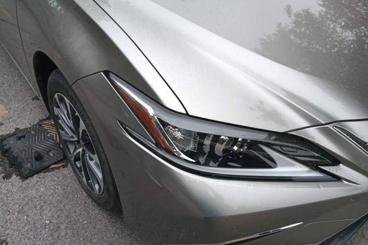 Used Lexus ES 2023 260 Excellence Edition Right Front Headlight