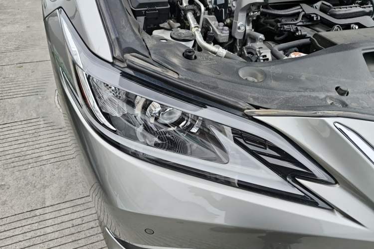Used Lexus ES 2023 200 Excellence Edition Right Front Headlight