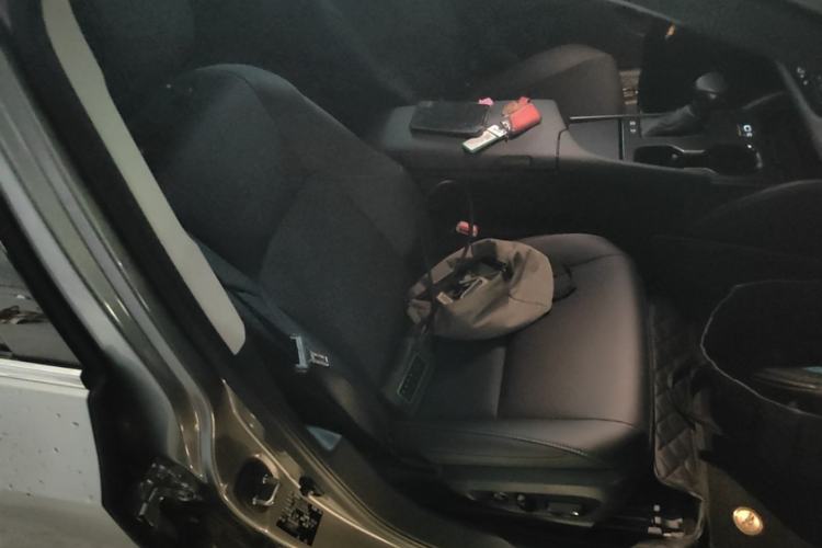 Used Lexus ES 2023 200 Excellence Edition Right Front Seat