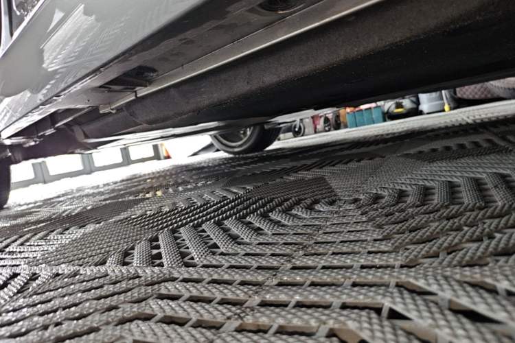 Used Lexus ES 2023 260 Excellence Edition Right Side Sill