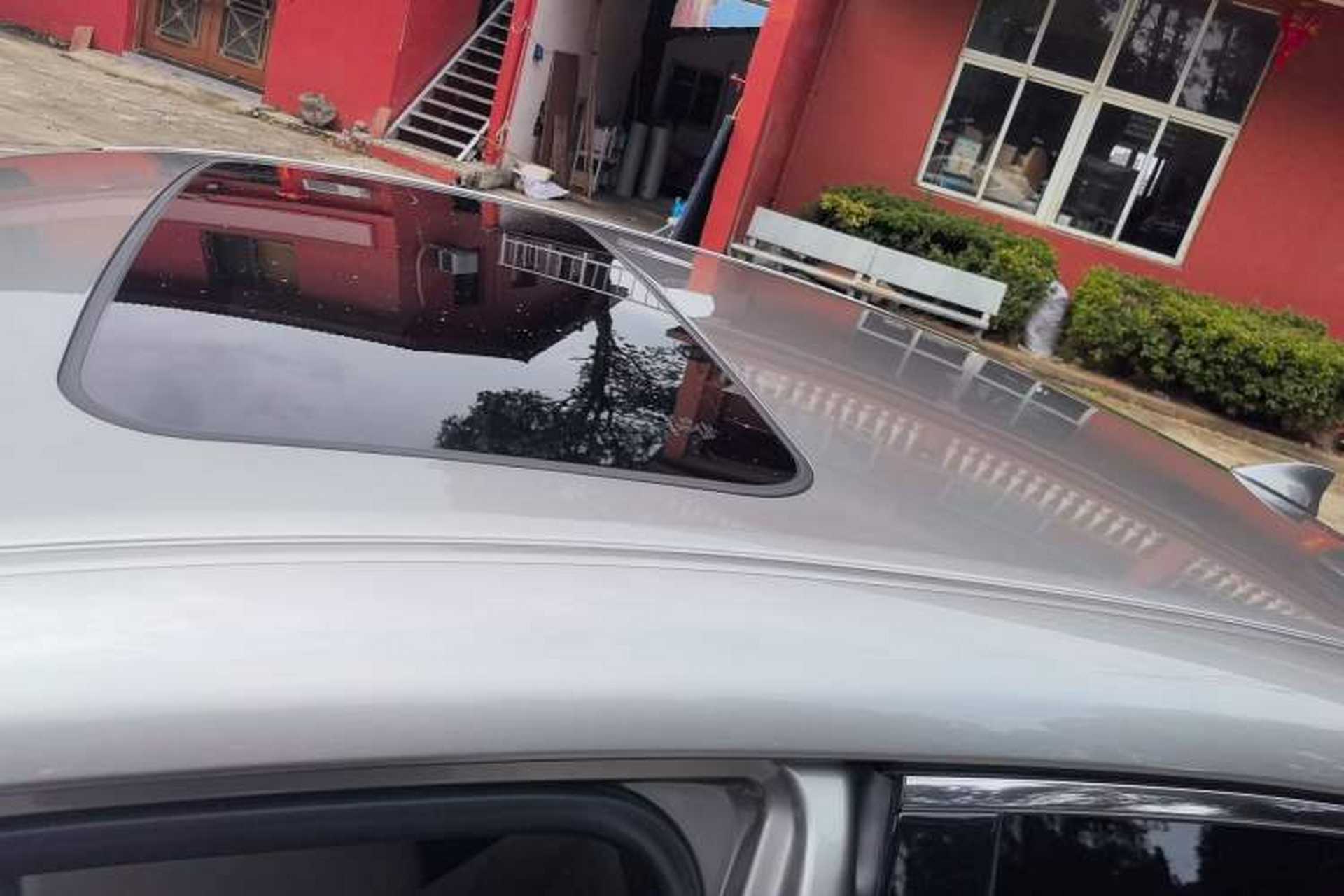 Used Lexus ES 2023 200 Excellence Edition Roof