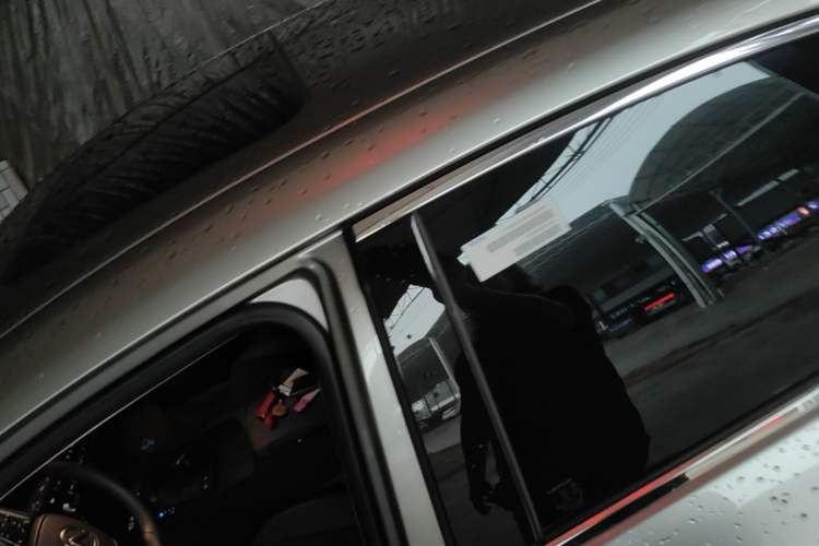 Used Lexus ES 2023 200 Excellence Edition Roof