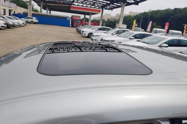Used Lexus ES 2023 200 Excellence Edition Roof