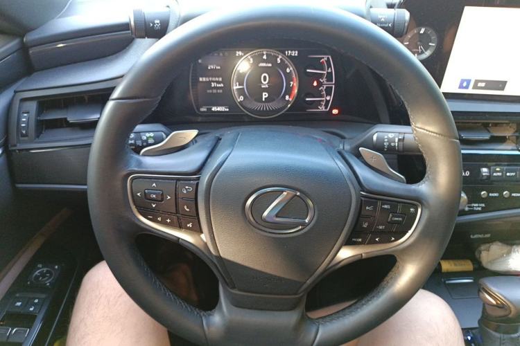 Used Lexus ES 2023 200 Excellence Edition Steering Wheel