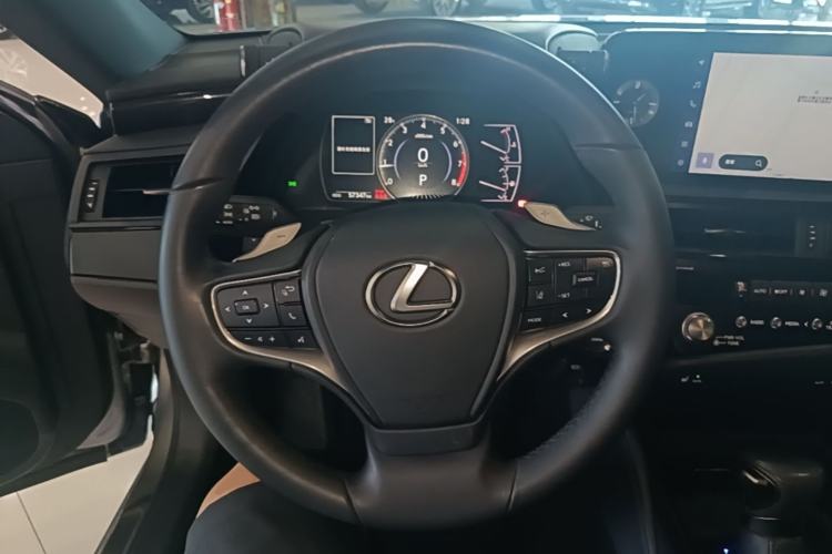 Used Lexus ES 2023 200 Excellence Edition Steering Wheel