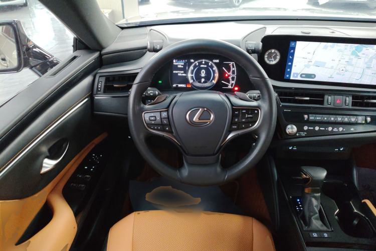 Used Lexus ES 2023 200 Excellence Edition Steering Wheel
