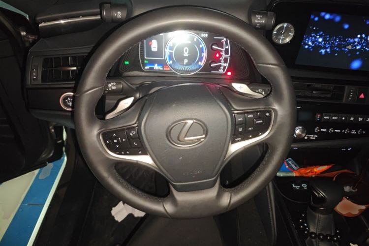 Used Lexus ES 2023 200 Excellence Edition Steering Wheel