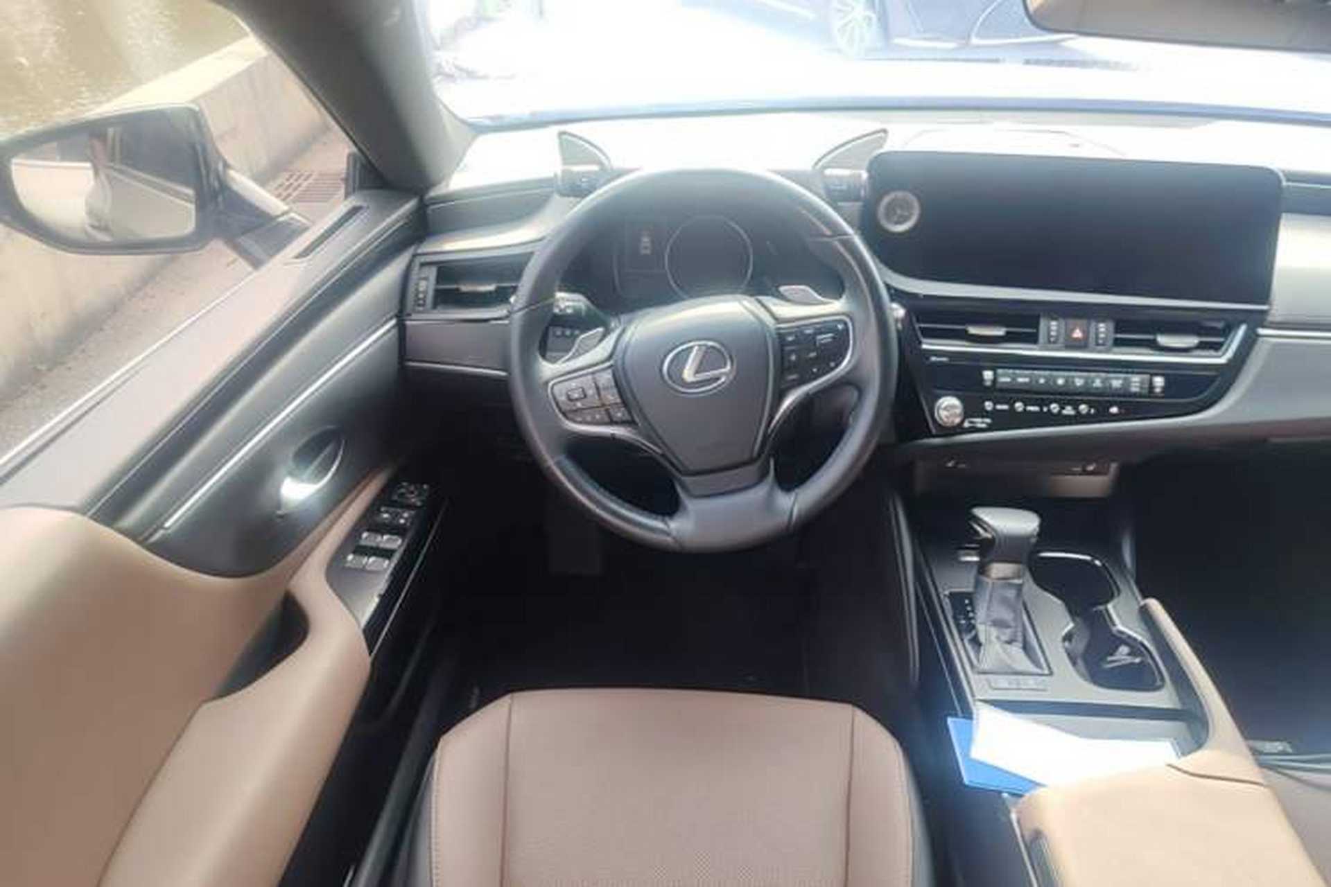 Used Lexus ES 2023 200 Excellence Edition Steering Wheel