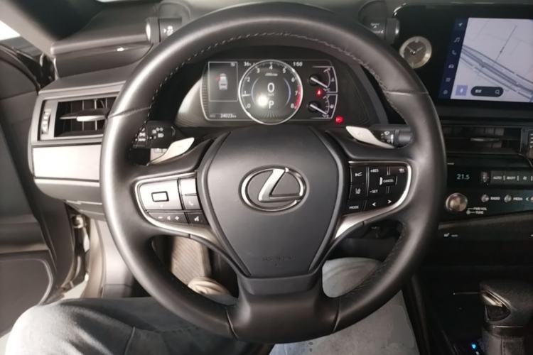 Used Lexus ES 2023 200 Excellence Edition Steering Wheel