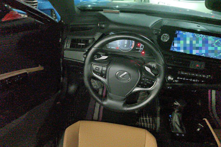 Used Lexus ES 2023 200 Excellence Edition Steering Wheel