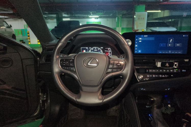 Used Lexus ES 2023 200 Excellence Edition Steering Wheel