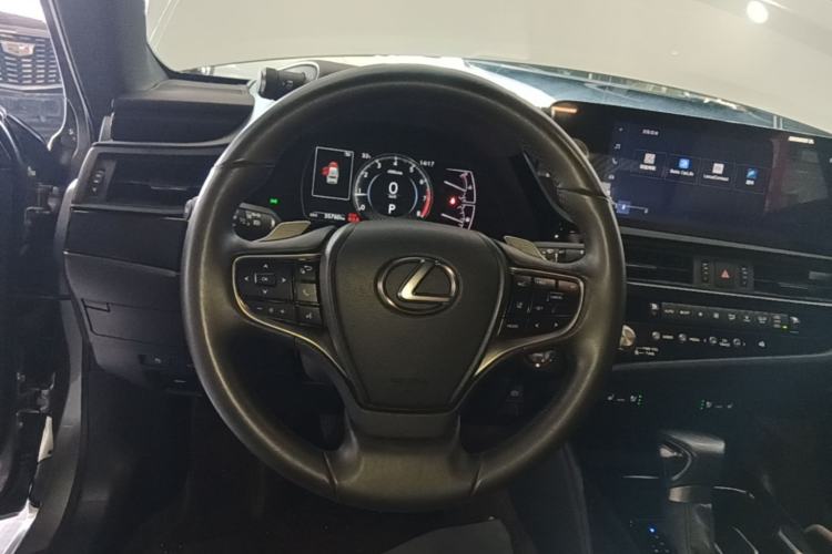 Used Lexus ES 2023 200 Excellence Edition Steering Wheel