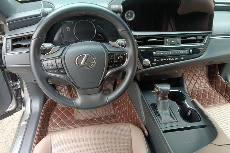 Used Lexus ES 2023 200 Excellence Edition Steering Wheel