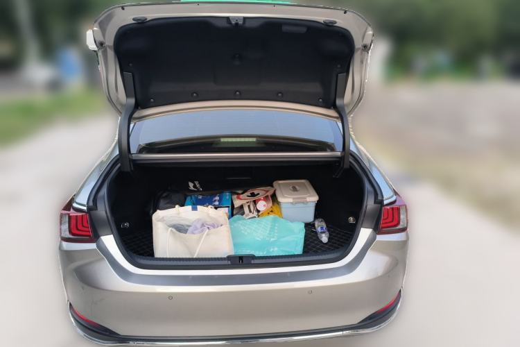 Used Lexus ES 2023 200 Excellence Edition Trunk