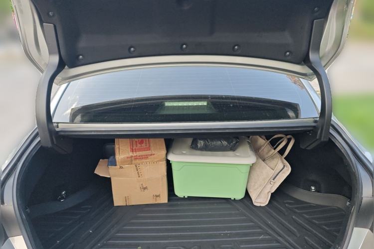 Used Lexus ES 2023 200 Excellence Edition Trunk