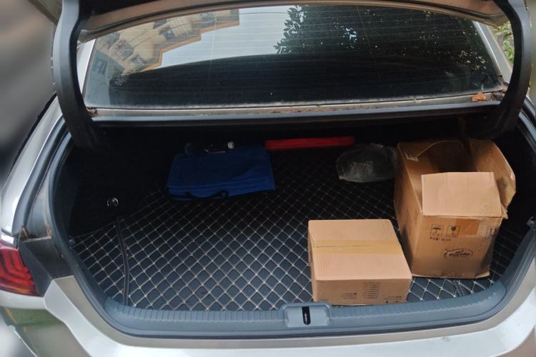 Used Lexus ES 2023 200 Excellence Edition Trunk