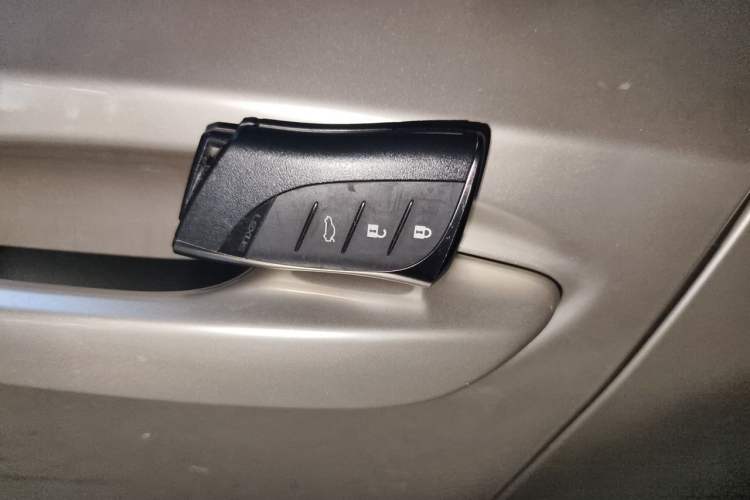 Used Lexus ES 2023 200 Excellence Edition Vehicle Key