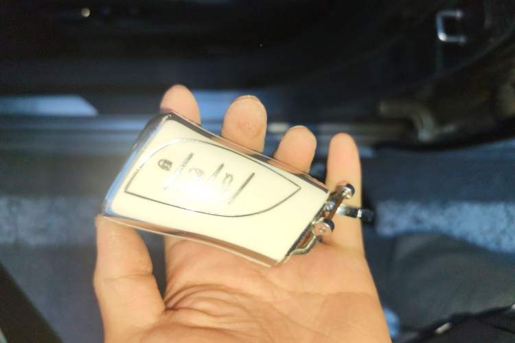 Used Lexus ES 2023 260 Excellence Edition Vehicle Key