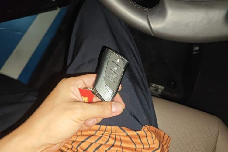 Used Lexus ES 2023 200 Excellence Edition Vehicle Key