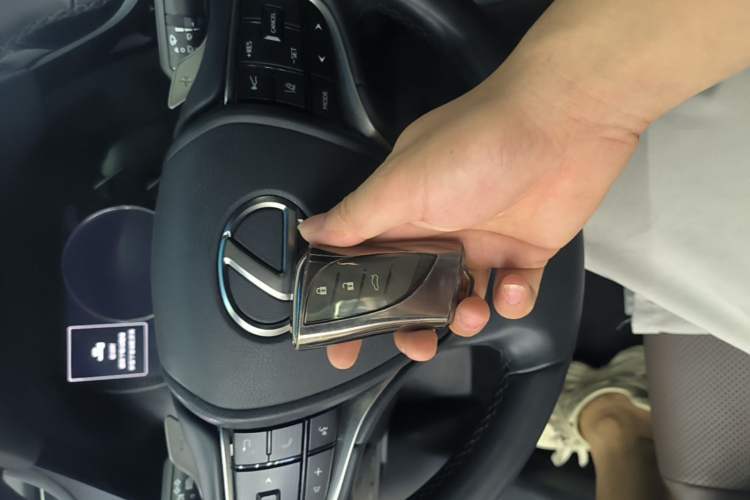 Used Lexus ES 2023 200 Excellence Edition Vehicle Key