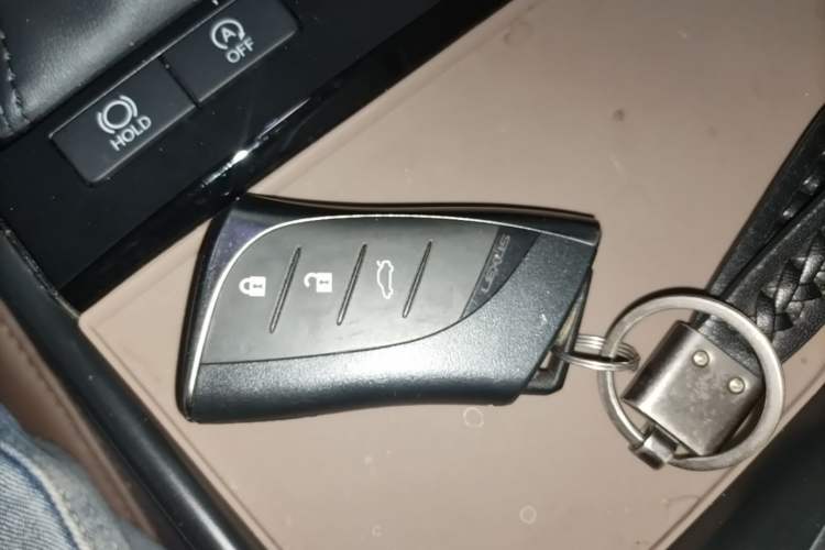 Used Lexus ES 2023 200 Excellence Edition Vehicle Key