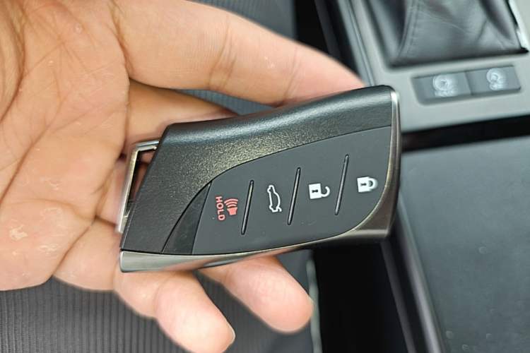 Used Lexus ES 2023 200 Excellence Edition Vehicle Key