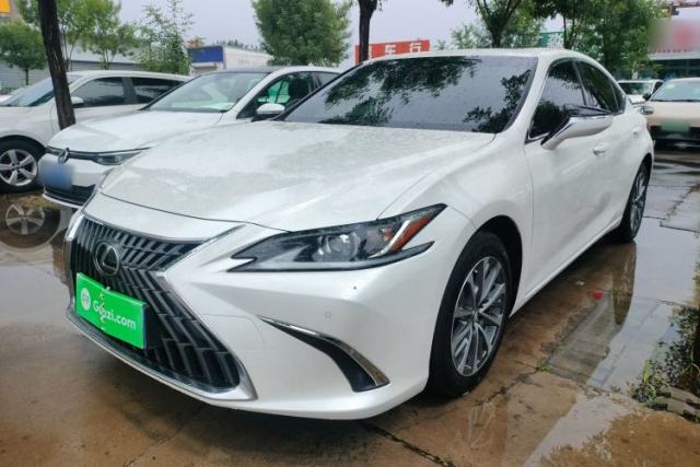 Used Lexus ES 2023 200 Excellence Edition