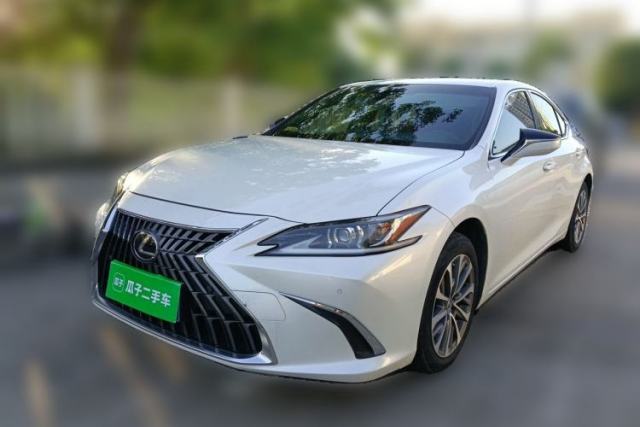 Used Lexus ES 2023 200 Excellence Edition