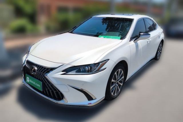 Used Lexus ES 2023 200 Excellence Edition