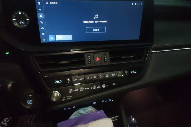Used Lexus ES 2023 200 Luxury Edition Audio And AC Panel