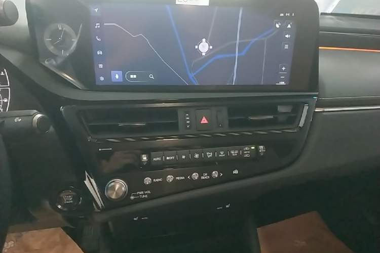 Used Lexus ES 2023 200 Excellence Edition Audio And AC Panel