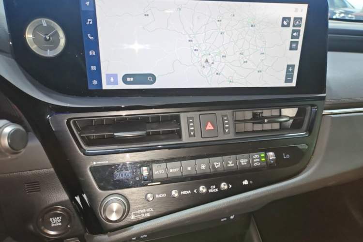 Used Lexus ES 2023 200 Excellence Edition Audio And AC Panel