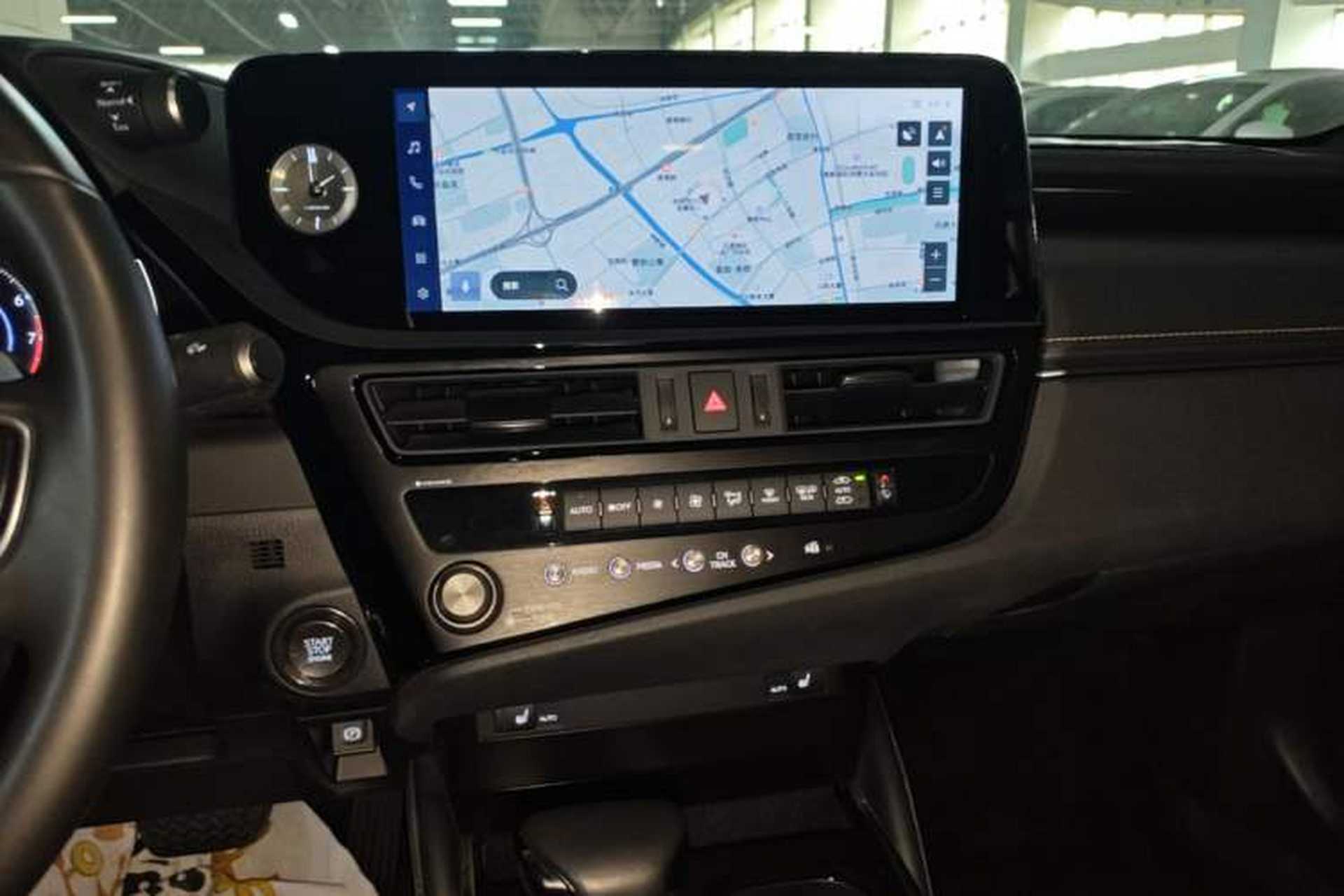Used Lexus ES 2023 200 Luxury Edition Audio And AC Panel