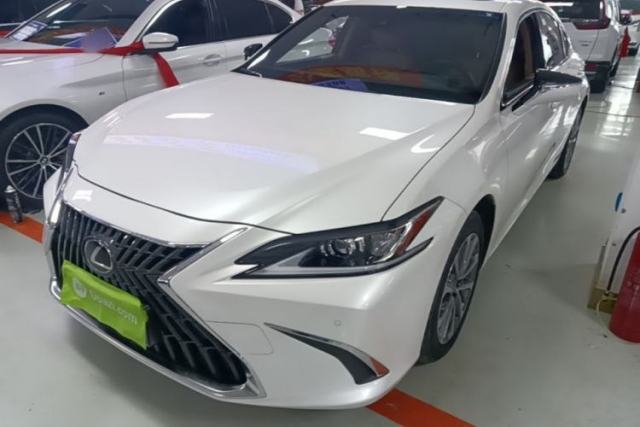Used Lexus ES 2023 200 Excellence Edition