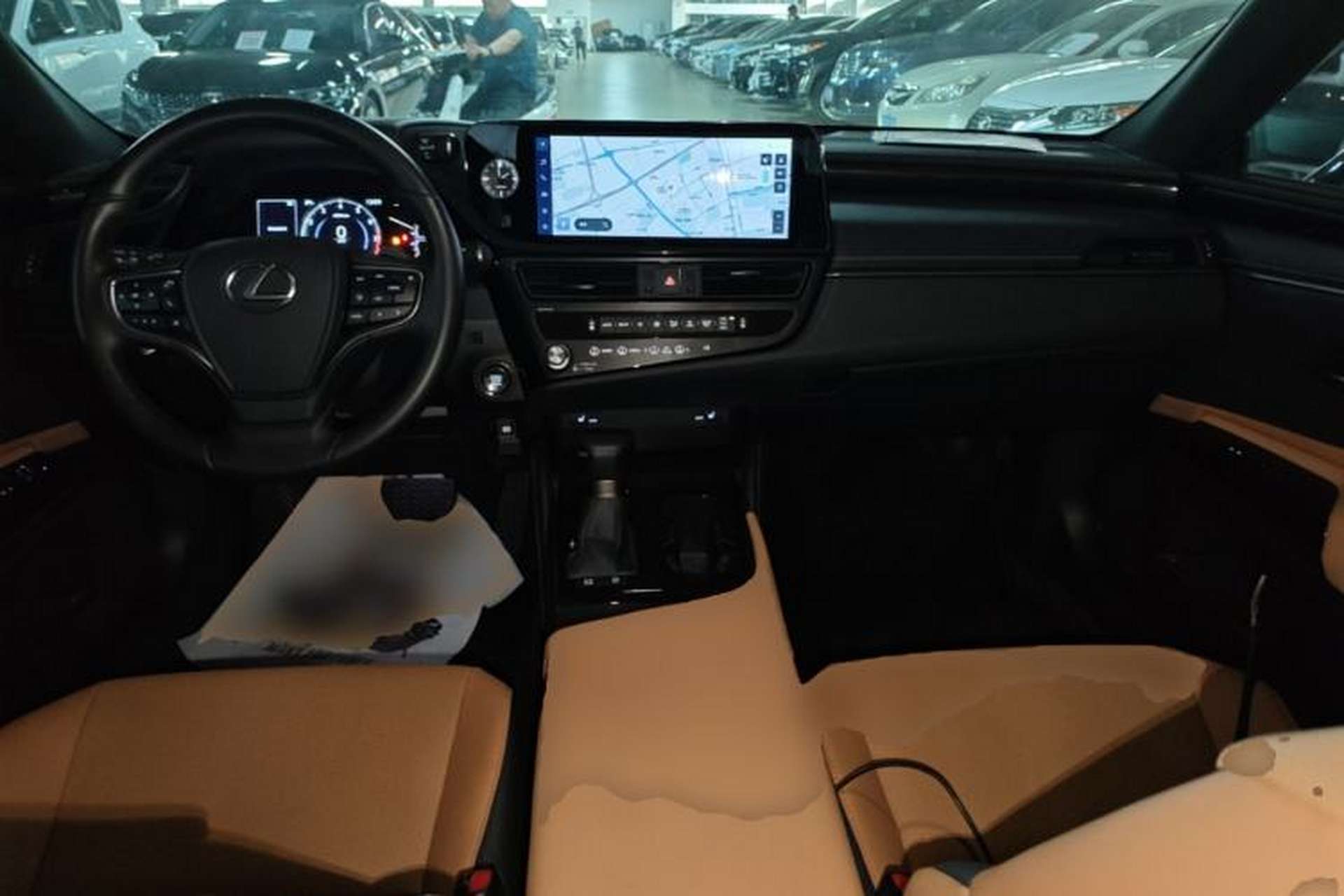 Used Lexus ES 2023 200 Luxury Edition Center Console