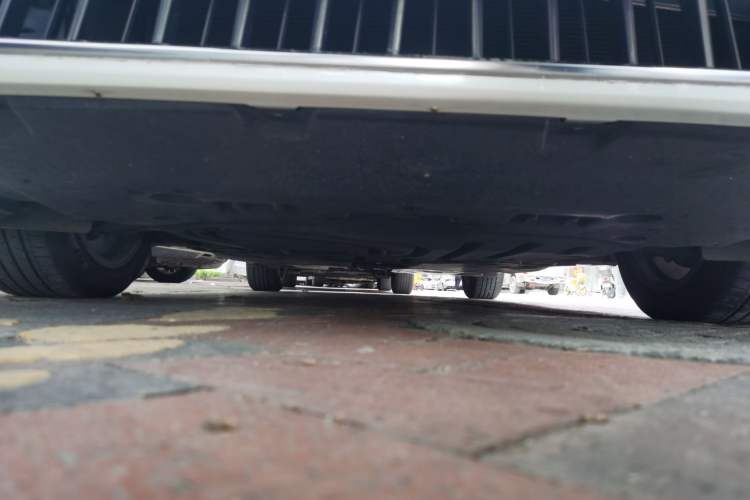 Used Lexus ES 2023 200 Excellence Edition Chassis Front
