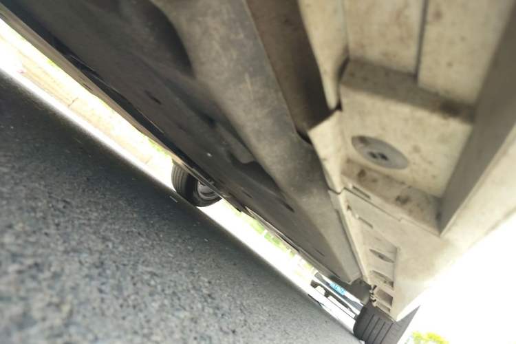 Used Lexus ES 2023 200 Excellence Edition Chassis Front Left