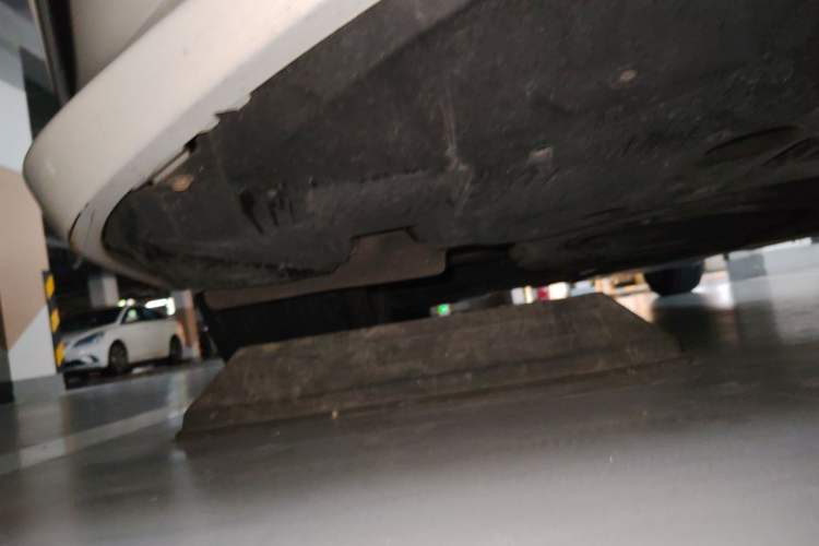 Used Lexus ES 2023 200 Excellence Edition Chassis Front Right