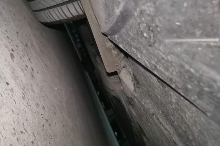 Used Lexus ES 2023 200 Excellence Edition Chassis Front Right
