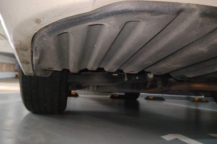 Used Lexus ES 2023 200 Excellence Edition Chassis Rear Left