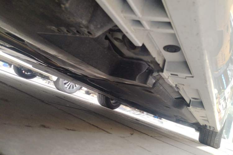 Used Lexus ES 2023 200 Excellence Edition Chassis Rear Right
