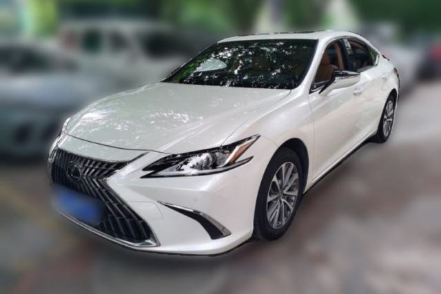 Used Lexus ES 2023 200 Excellence Edition