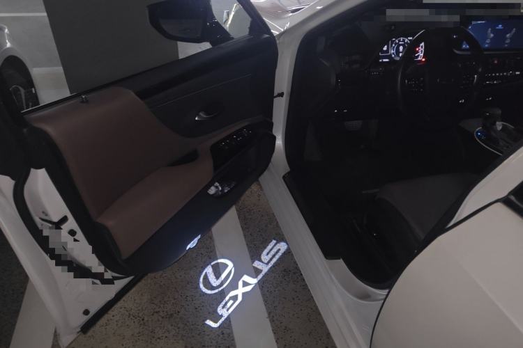 Used Lexus ES 2023 200 Excellence Edition Driver Seat